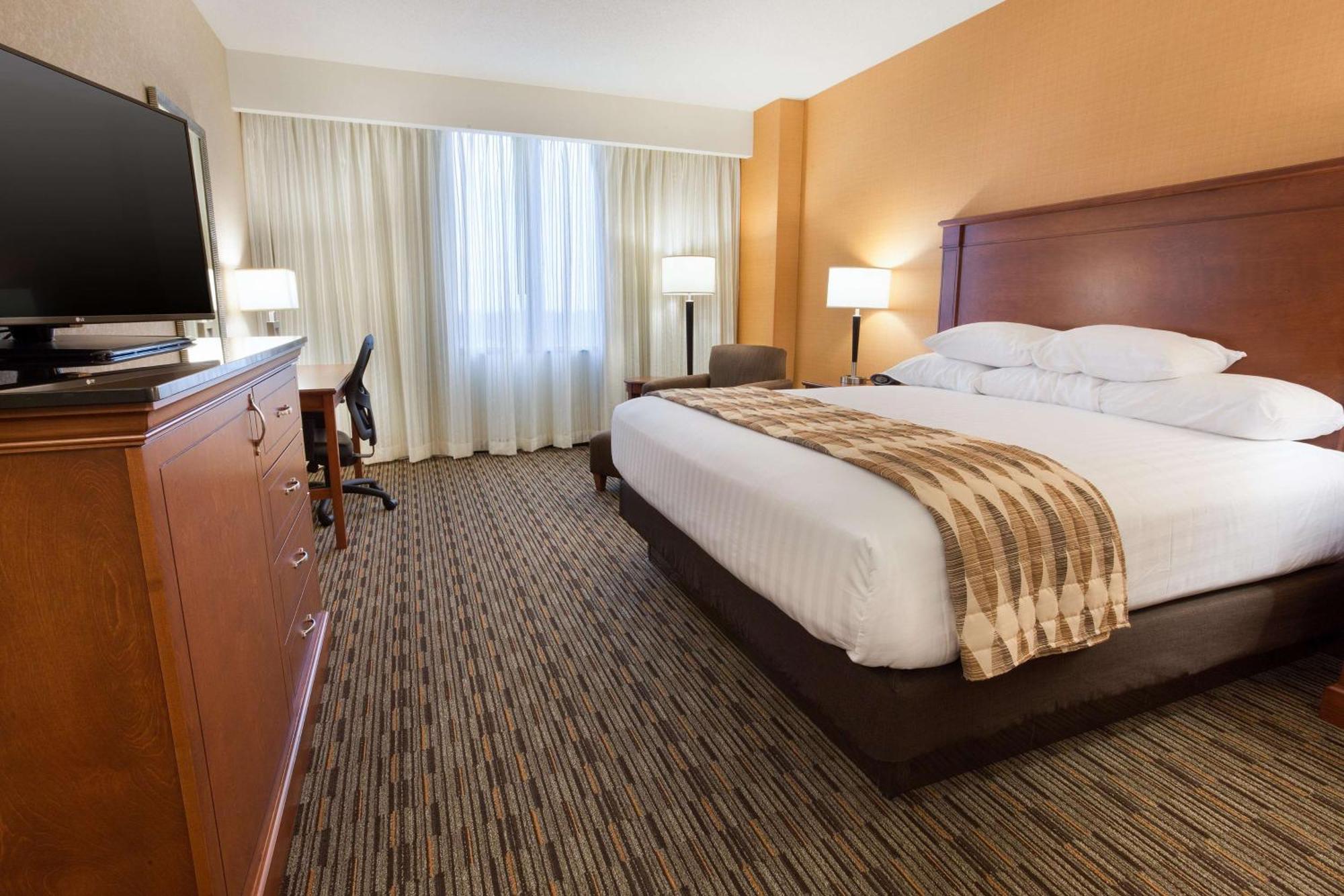 Drury Plaza Hotel Indianapolis Carmel Εξωτερικό φωτογραφία