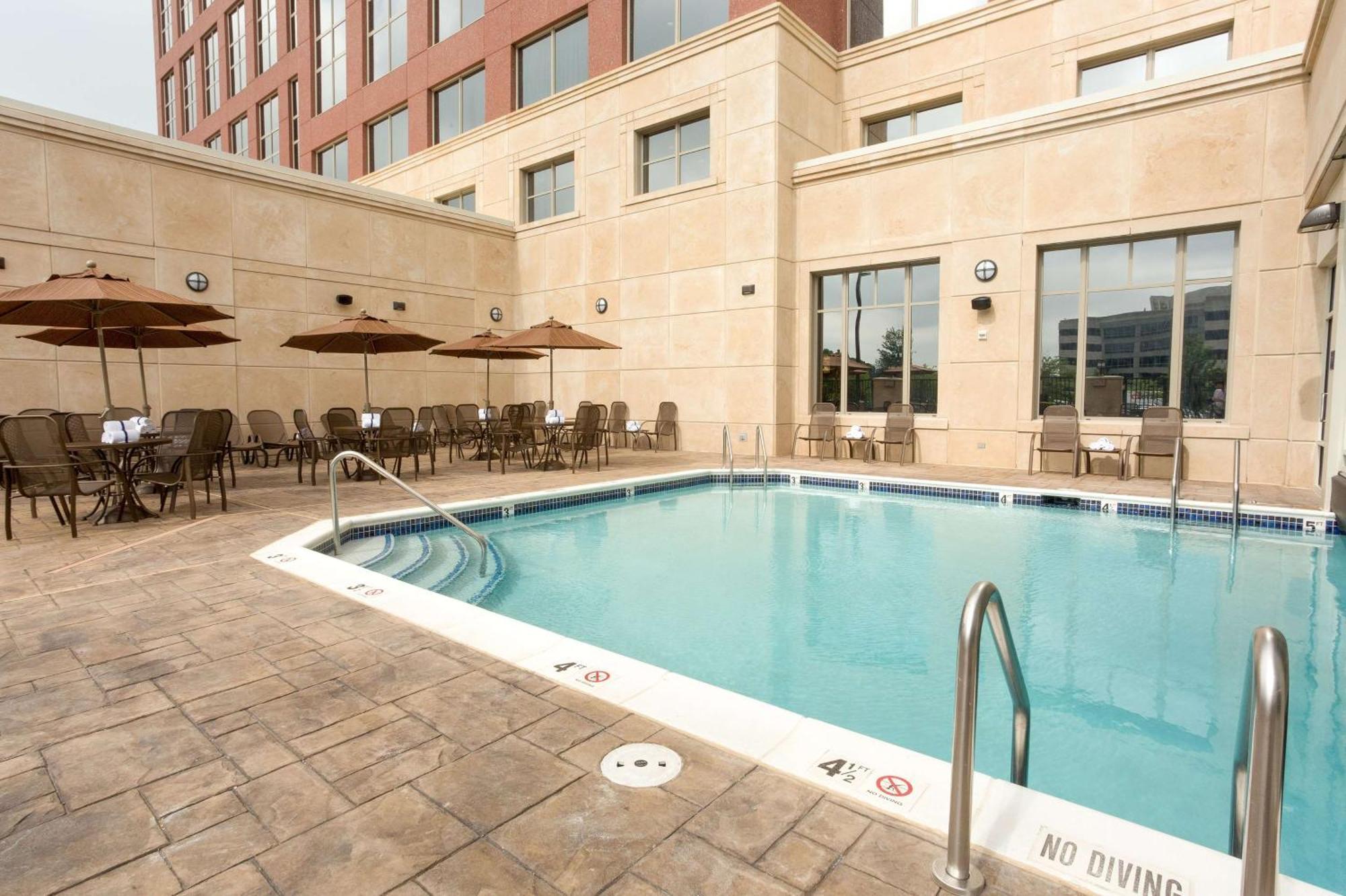 Drury Plaza Hotel Indianapolis Carmel Εξωτερικό φωτογραφία
